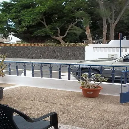 Arrieta Sleeps 4 Wifi Apartment Arrieta (Lanzarote)